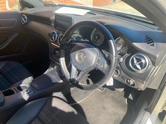 2013 Mercedes-Benz A180 - Thumbnail