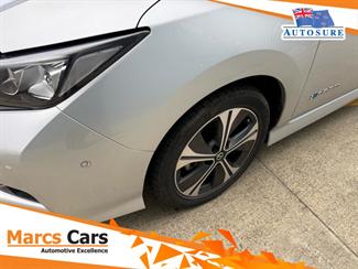 2019 Nissan leaf G - Thumbnail