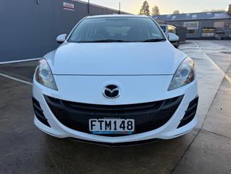 2011 Mazda Mazda3 - Thumbnail