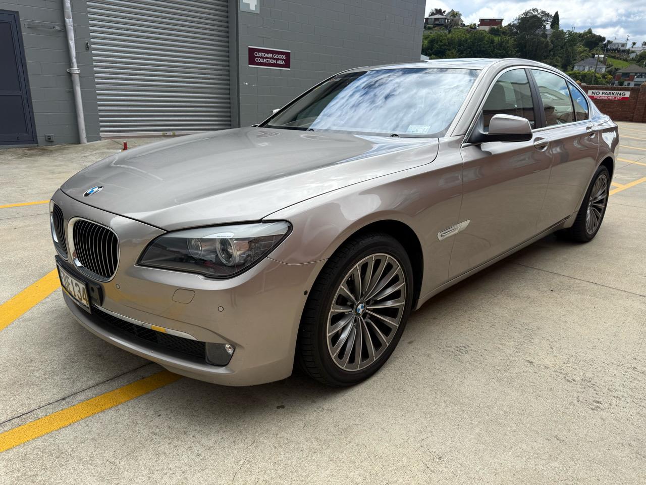 2009 BMW 750I