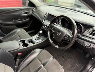 2016 Holden Commodore - Thumbnail