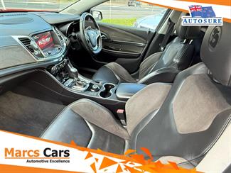 2015 Holden Hsv - Thumbnail