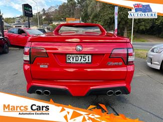 2015 Holden Hsv - Thumbnail