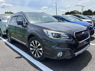 2015 Subaru Outback - Thumbnail