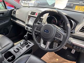 2015 Subaru Outback - Thumbnail
