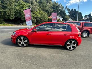 2010 Volkswagon Golf GTI - Thumbnail