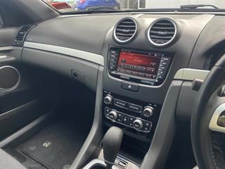 2010 Holden Commodore - Thumbnail