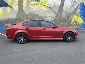 2010 Holden Commodore - Thumbnail