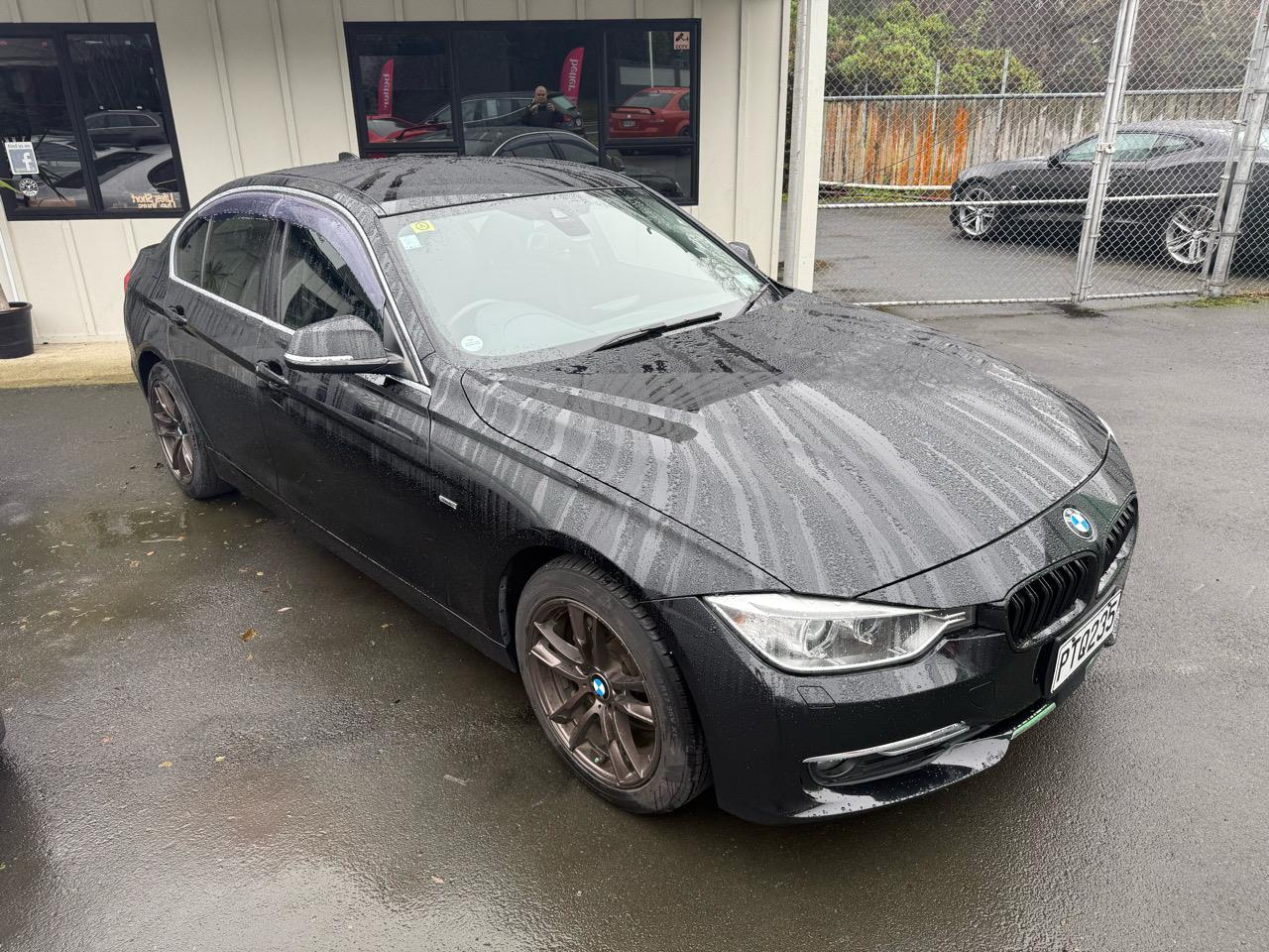 2015 BMW 320I F30 High-Line