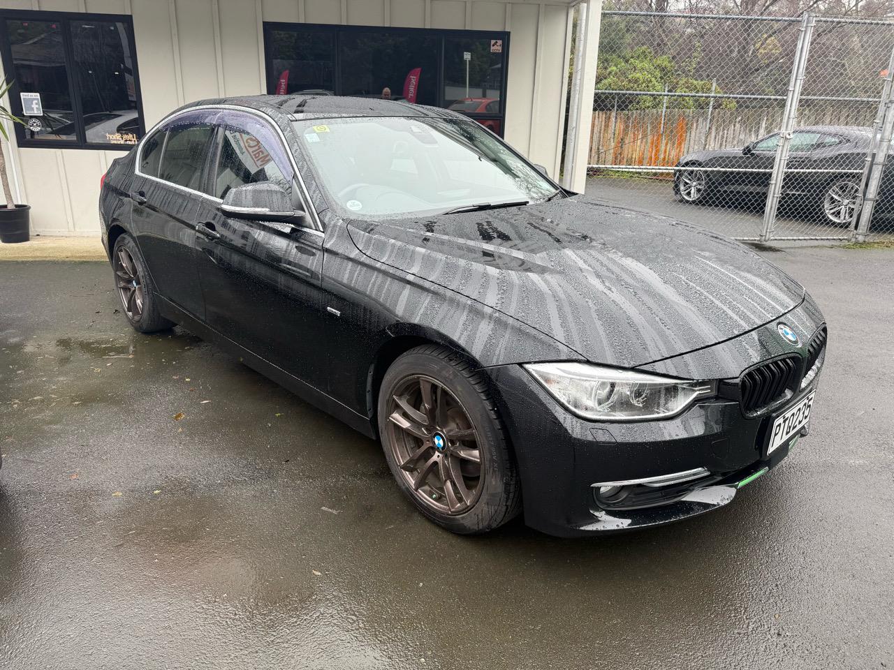 2015 BMW 320I F30 High-Line