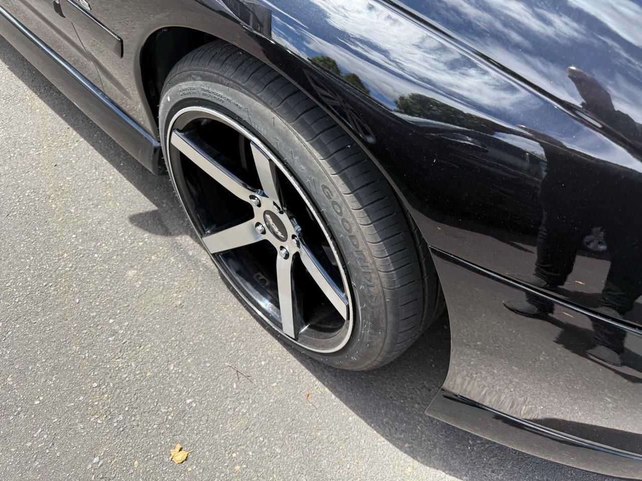 2004 Holden Commodore