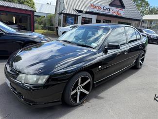 2004 Holden Commodore - Thumbnail