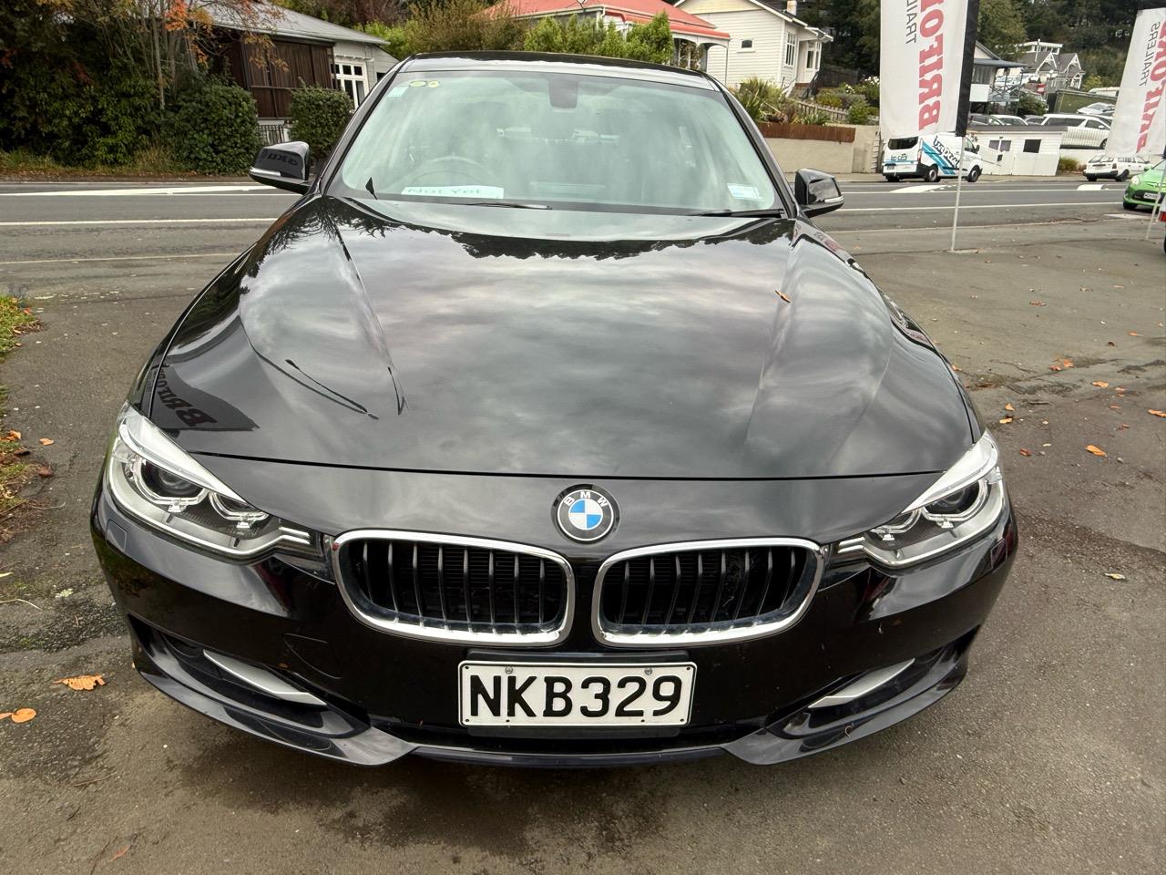 2012 BMW 320I