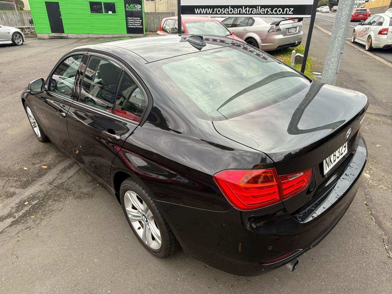 2012 BMW 320I