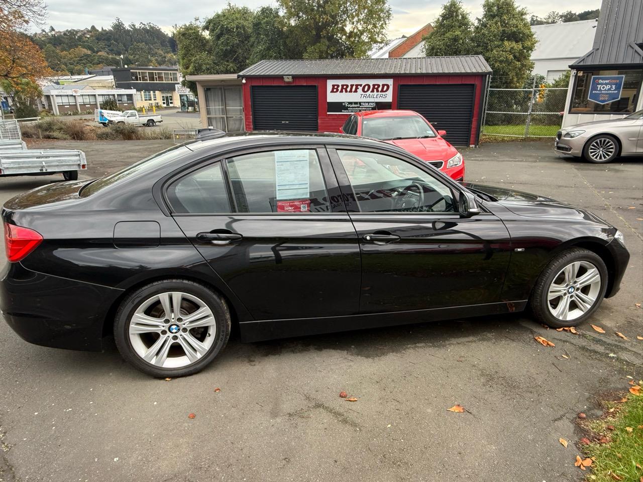 2012 BMW 320I