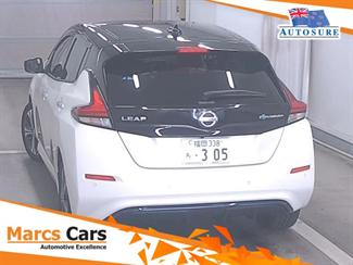 2018 Nissan Leaf X - Thumbnail