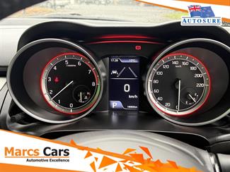 2022 Suzuki Swift - Thumbnail