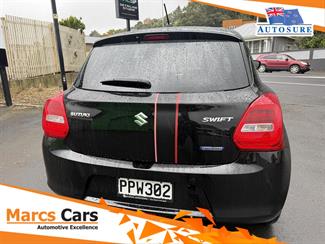 2022 Suzuki Swift - Thumbnail