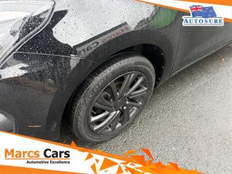 2022 Suzuki Swift - Thumbnail