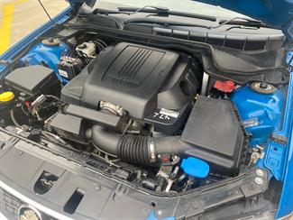 2012 Holden Commodore - Thumbnail